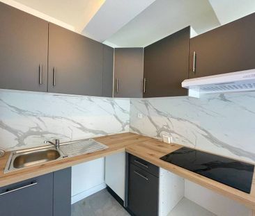 Location Appartement 2 pièces 37m² FONTAINE 38600 - Photo 2