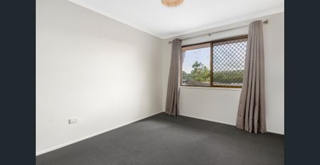 Recently Renovated Home in a Quiet Daisy Hill Location - Photo 4