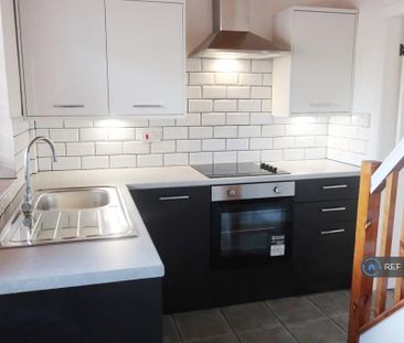 2 bedroom terraced house to rent - Photo 6