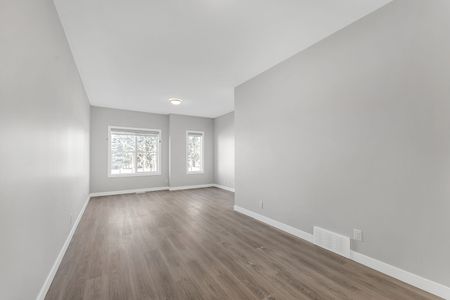 1403 68 Street Southeast, Calgary - Photo 4