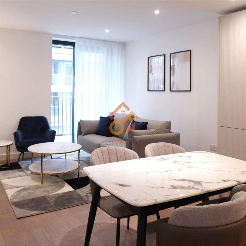 2 Merino Gardens, London, E1W - Photo 1