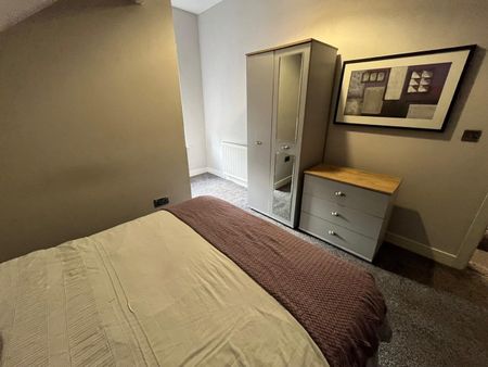 Room in a Shared House, Clifford Place, LS27 - Photo 3