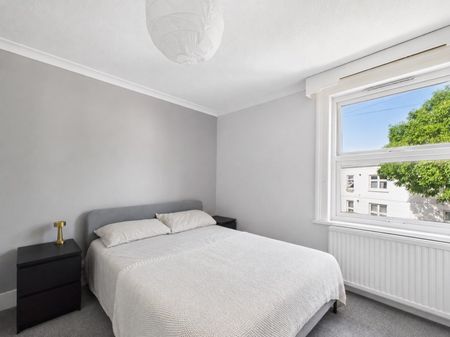 Dunalley Parade, Cheltenham, Gloucestershire, GL50 - Photo 4