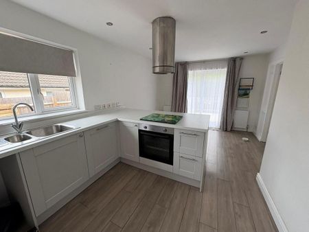 2 bedroom detached bungalow to rent - Photo 4
