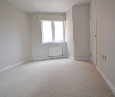 Chalvey Road East, Slough, Berkshire,SL1 - Photo 1