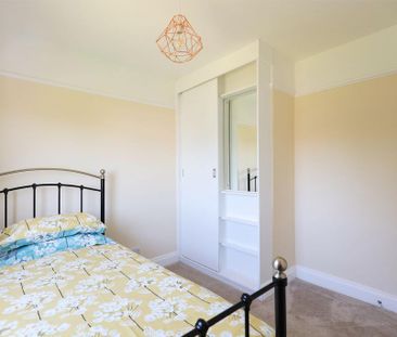 2 bedroom semi-detached house to rent - Photo 6