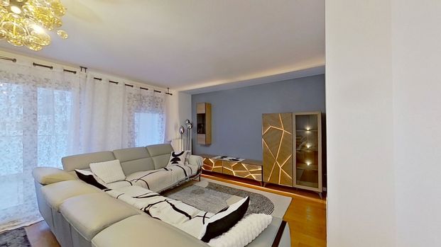 Location Appartement 3 pièces 76m² - Photo 1