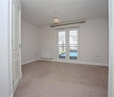 3 bedroom semi-detached house to rent - Photo 5
