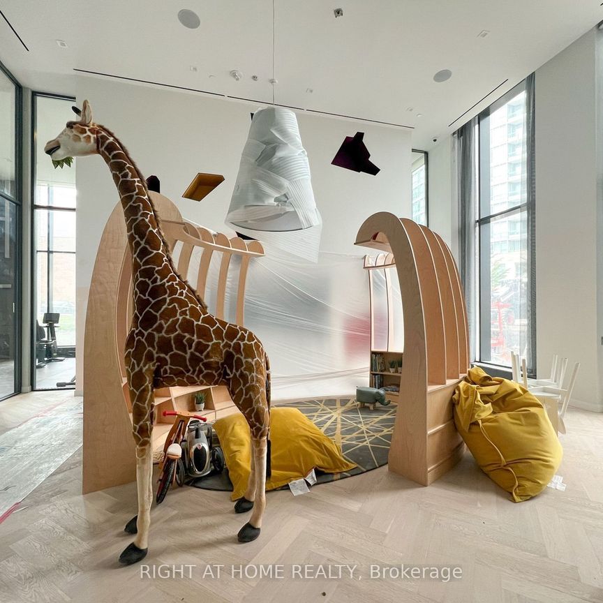 For Lease - 15 Holmes Avenue Unit# 2407, Toronto, Ontario - Photo 1