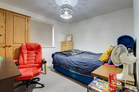 Cedar Court, St Albans, AL4 0DL - Photo 5