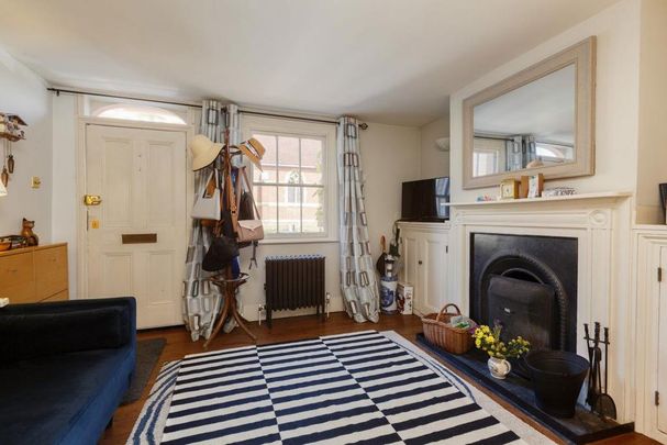 2 bedroom terraced house to rent - Photo 1