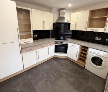 3 bedroom terraced house to rent - Photo 6