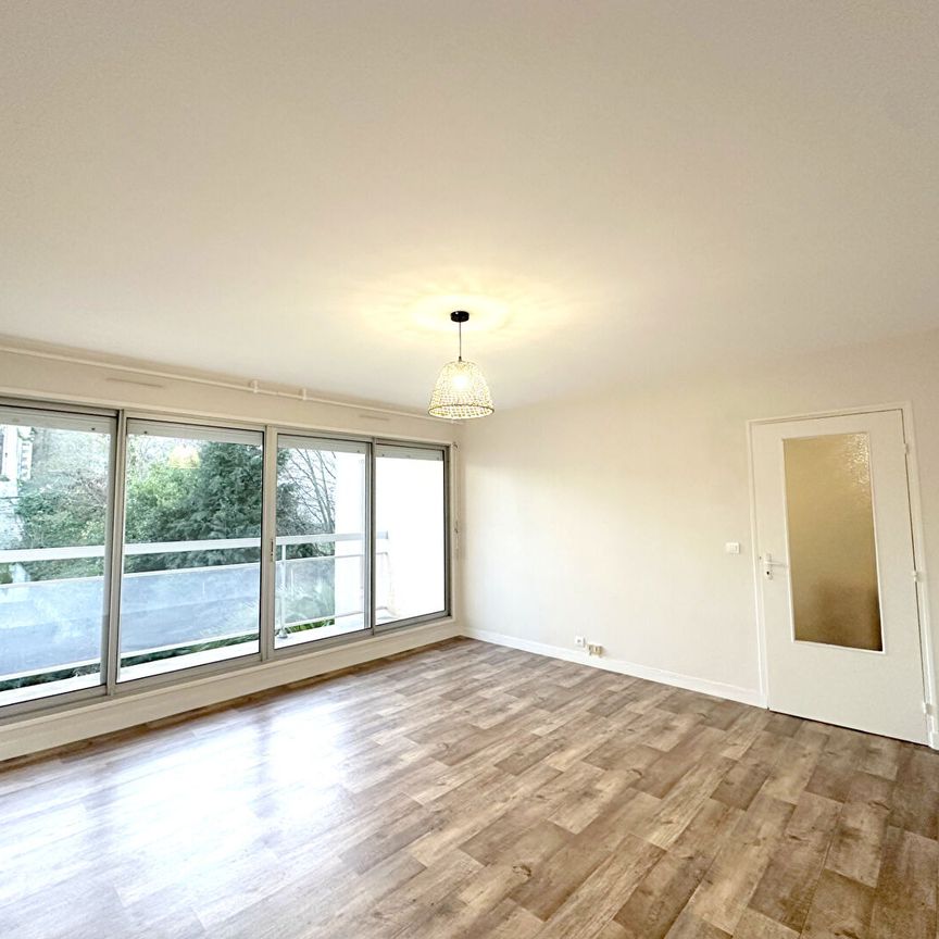 Location Appartement 2 pièces 51m² - Photo 1