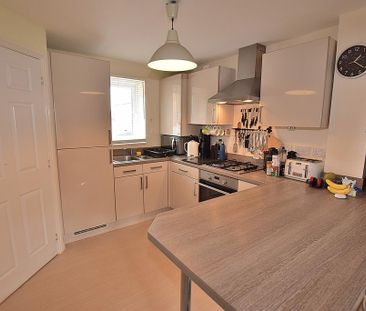 3 bedroom terraced house to rent - Photo 6