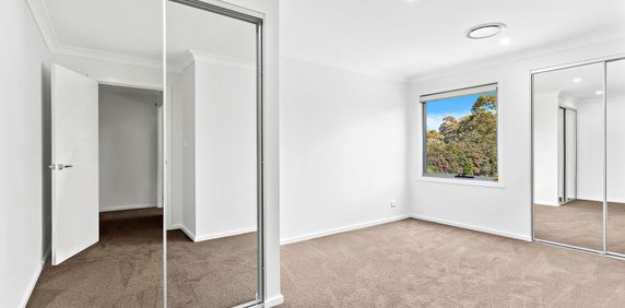 Modern Townhouse in Boutique Complex - Photo 2