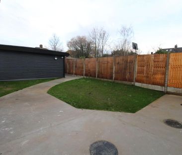 Studio to rent - Photo 6