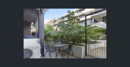 Perfectly Located 1 Bedroom Apartment In The Heart Of Mitcham! - Photo 5