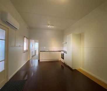 1054 Aviation Road, Werribee South, Vic 3030 - Photo 6