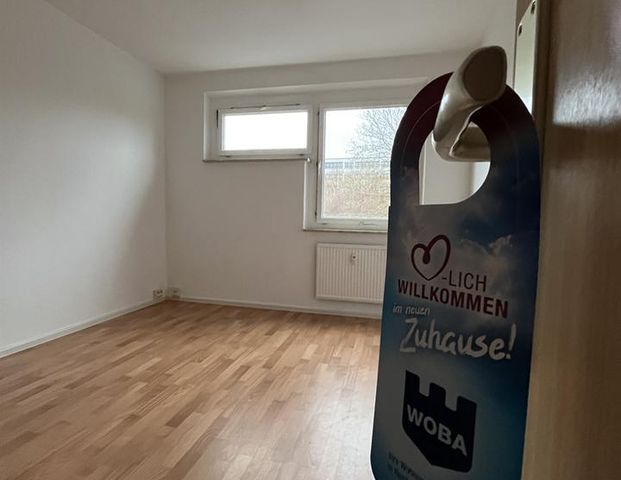 schöne 4 Raum Wohnung im 1. OG - Foto 1