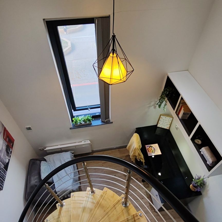 1 Bed Flat, Shunde Place, CV1 - Photo 1