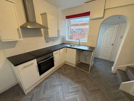 Coniston Road, Barnsley, S71 - Photo 2