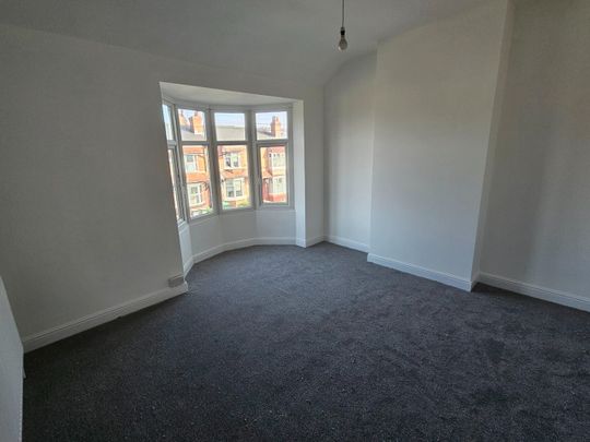 3 Bed Terraced House, Abbey Road, B67 - Photo 1