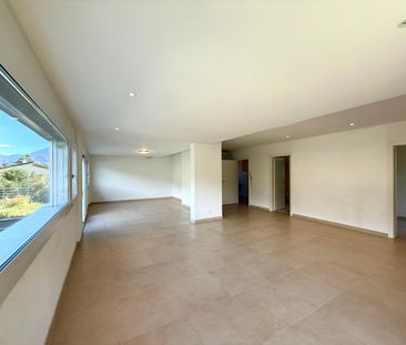 OTTIMA VILLA CON VISTA ECCEZIONALE (EV.ANCHE CASA VACANZA) - Foto 6