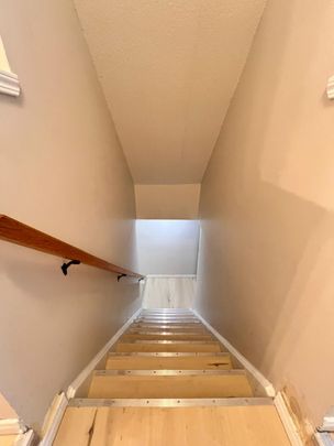 For Lease - 155 Highland Crescent Unit# B10, Kitchener, Ontario - Photo 1