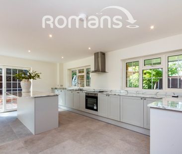 Brickhouse Hill, Eversley, Hook, RG27 - Photo 6