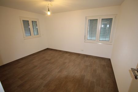 Per sofort zu vermieten 4.5 Zi.-Wohnung mit Balkon an sehr ruhiger Lage in Reinach - Photo 4