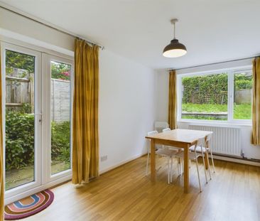 Colbourne Avenue, Brighton - Photo 3