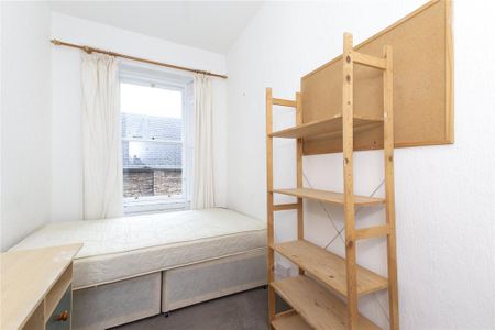 4 bedroom flat to rent - Photo 5