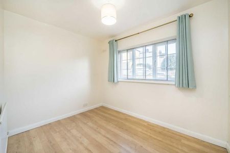 3 bedroom bungalow to rent - Photo 2