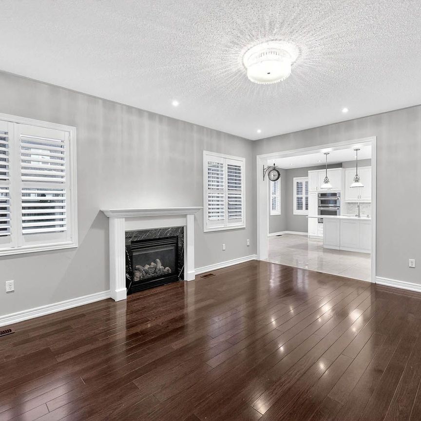For Lease - 1271 Art Westlake Avenue, Newmarket, Ontario - Photo 1