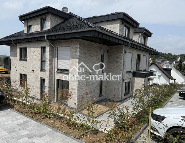 **Stilvoller Neubau-Charme! Helle Erdgeschosswohnung im Grünen!!** - Foto 1