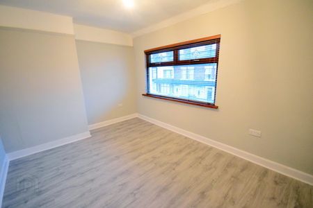 42 Greenore Street, BT68NF, Belfast - Photo 3