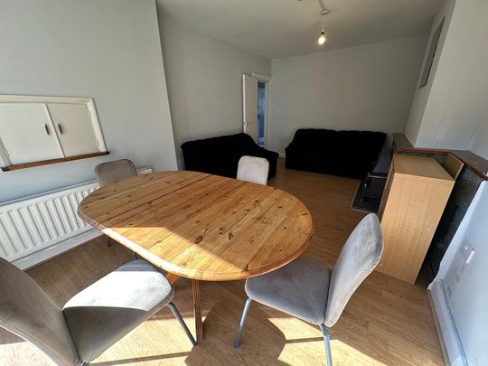 4 bedroom terraced house to rent - Photo 1