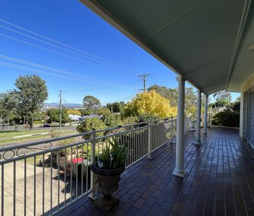 70 Raglan Street, Tamworth - Photo 3