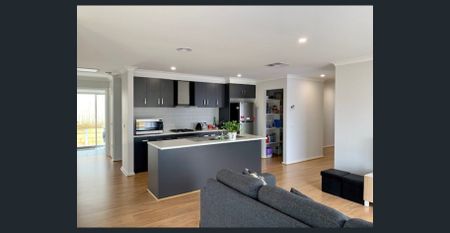 34 McLachlan Street, Bacchus Marsh, Vic 3340 - Photo 2