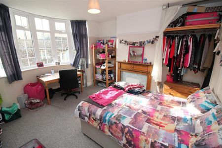 4 bedroom house to rent - Photo 2