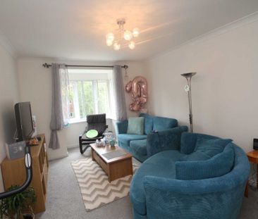 2 bed Apartment for rent - Photo 6