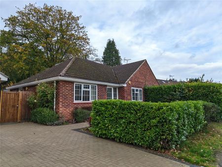 2 bedroom bungalow to rent - Photo 2