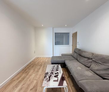 1 bedroom flat to rent - Photo 2
