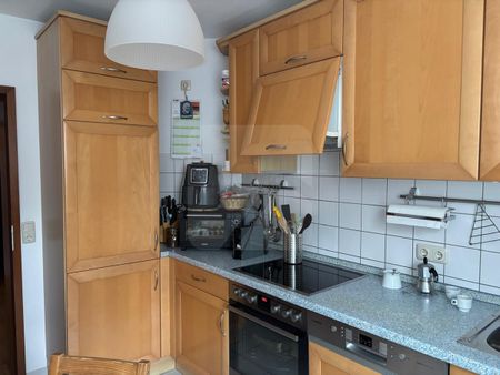 Lüdenscheid-Zentrum: Attraktive 3-Zimmer-Wohnung mit Wintergarten - Photo 4