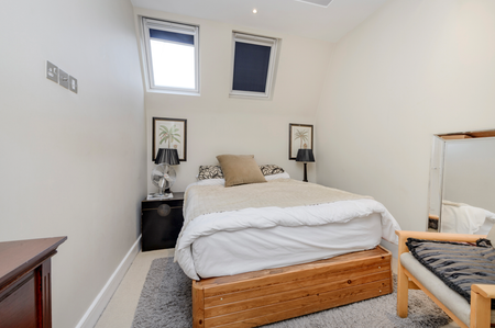 2 bedroom flat to rent - Photo 4