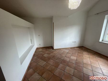 Helle und gemütliche 3-Zimmer-Wohnung in Berndorf – 91,59 m² inkl. Parkplatz - Foto 2