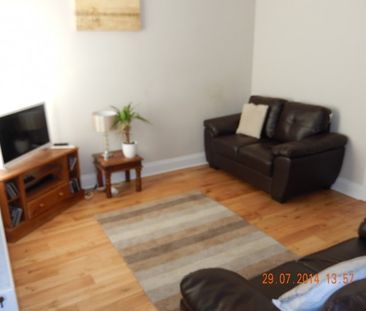 3 Bed Terrace house Edgecumbe Street - Photo 4