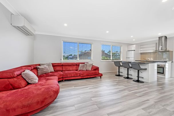 7 Alderson Avenue, North Rocks NSW 2151 - House For Rent | Domain - Photo 1