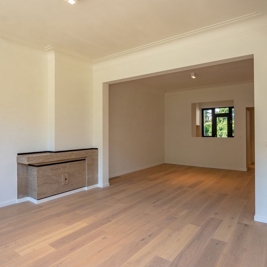 Prachtig 2 slpk appartement met ruim terras en berging. - Photo 1