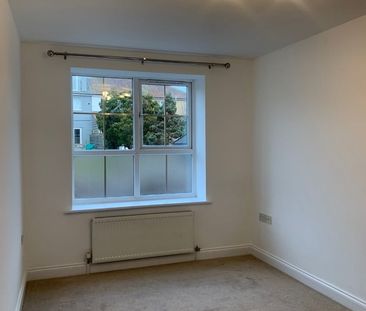 2 Bed Flat, Fountain Mill, BS5 - Photo 4